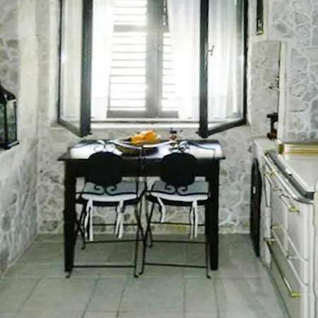 Holiday Flat Gradac - Cdm05032-p * Gradac (Split-Dalmatia)